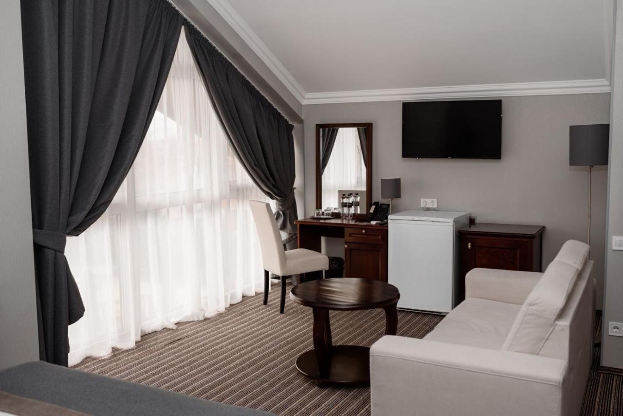 Optima Collection Park Hotel Ivano-Frankivsk Luaran gambar
