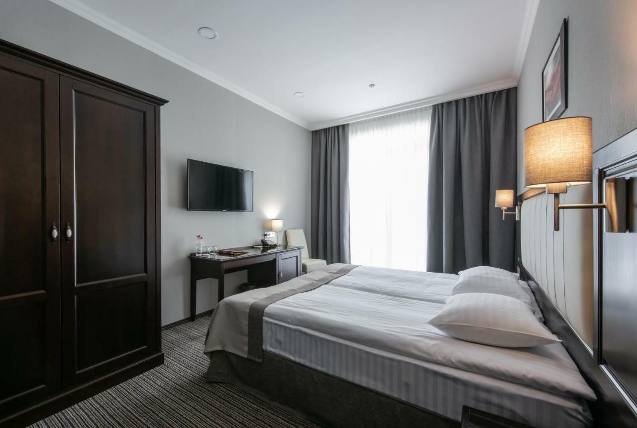 Optima Collection Park Hotel Ivano-Frankivsk Luaran gambar