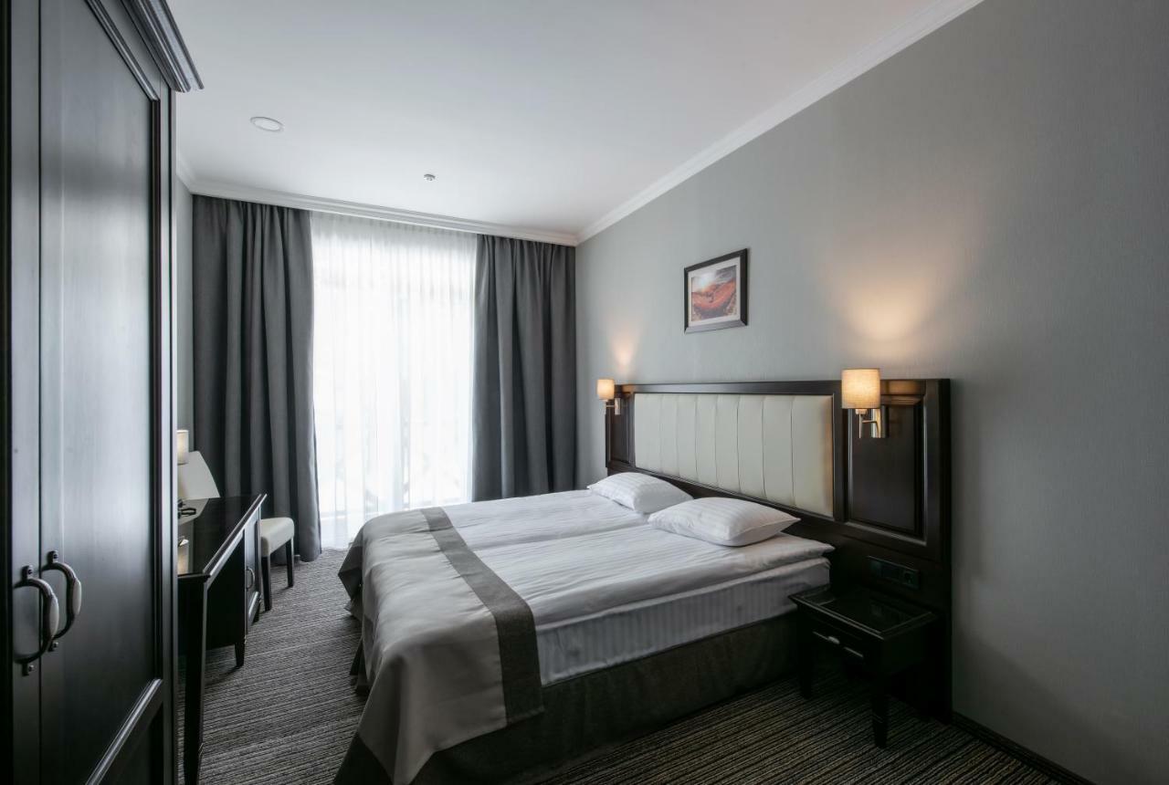 Optima Collection Park Hotel Ivano-Frankivsk Luaran gambar