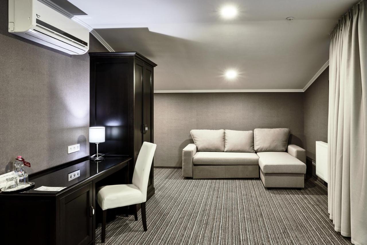 Optima Collection Park Hotel Ivano-Frankivsk Luaran gambar